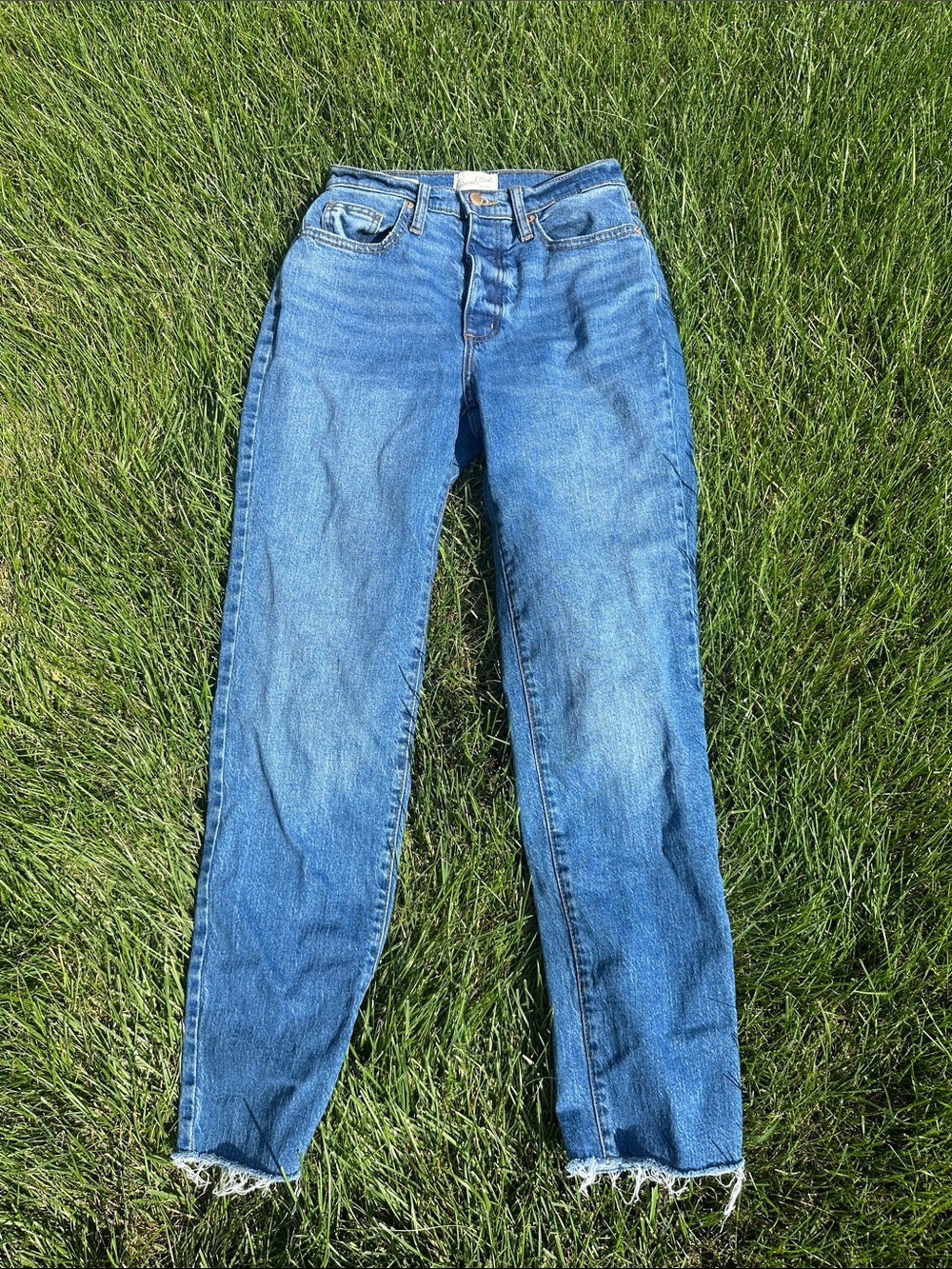 Universal Thread Blue Straight Leg Women’s Jeans